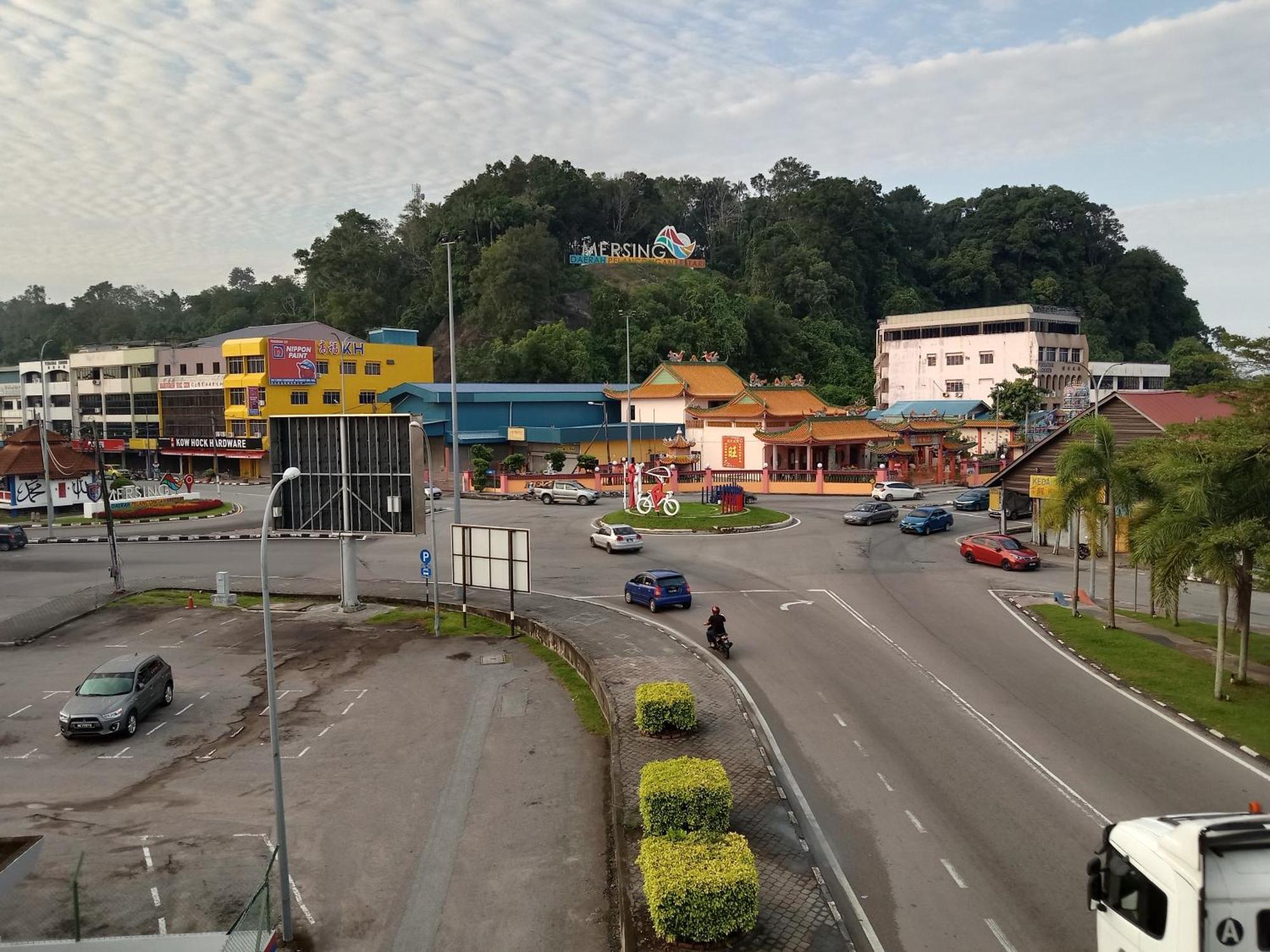 Muallim Home Mersing Esterno foto